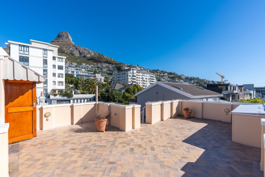 4 Bedroom Property for Sale in Bantry Bay Western Cape